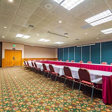 Suburban Studios I-80 Grand Island Doniphan Dış mekan fotoğraf