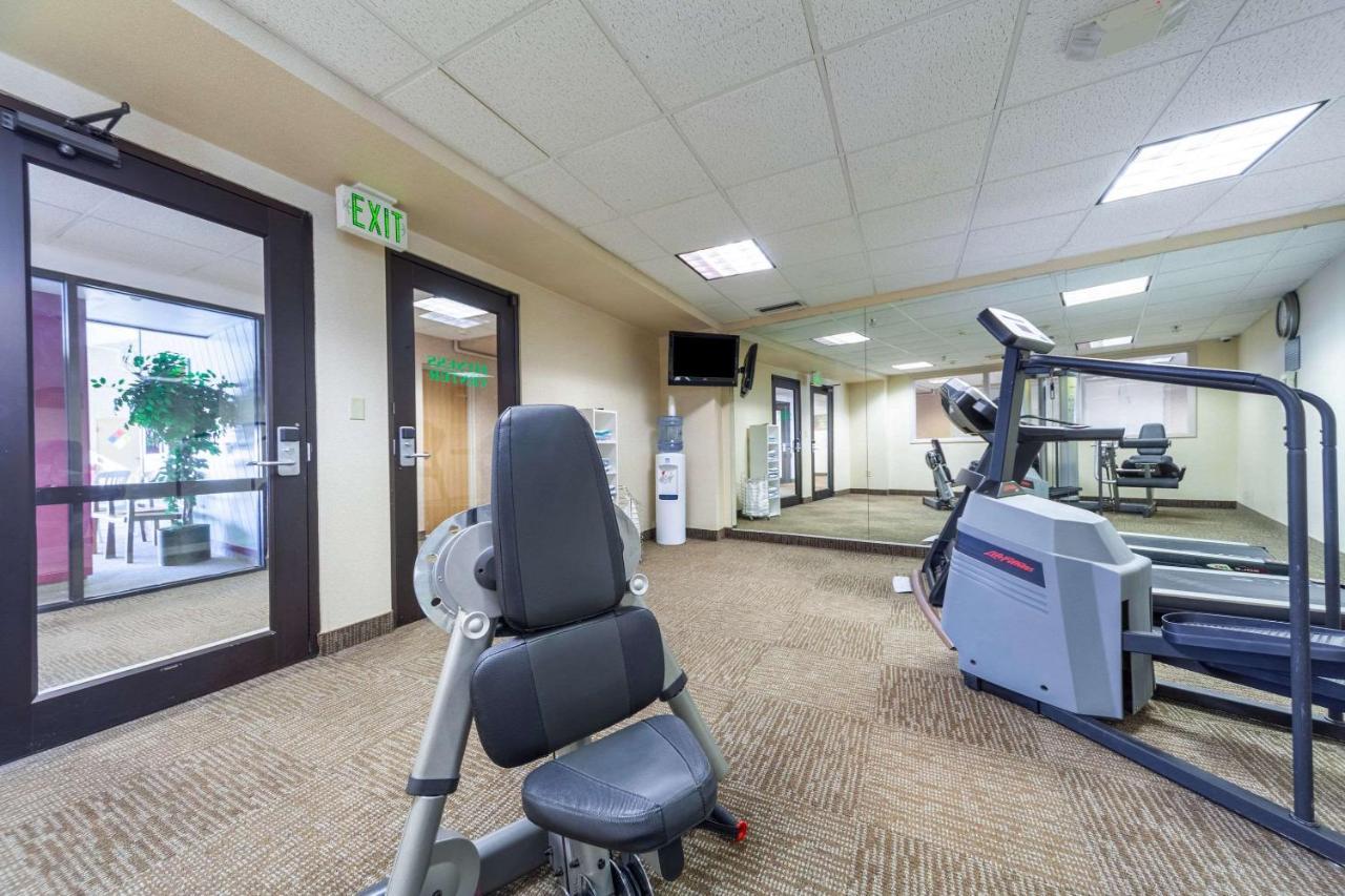Suburban Studios I-80 Grand Island Doniphan Dış mekan fotoğraf